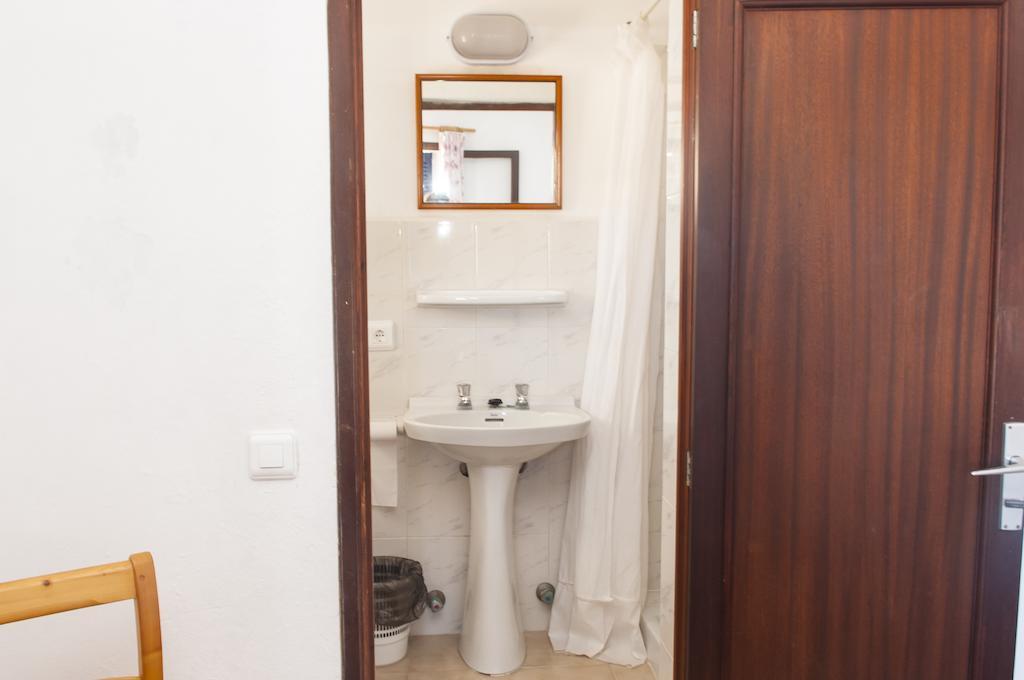 Surfing Concept Hostel كالا راتخاذا الغرفة الصورة